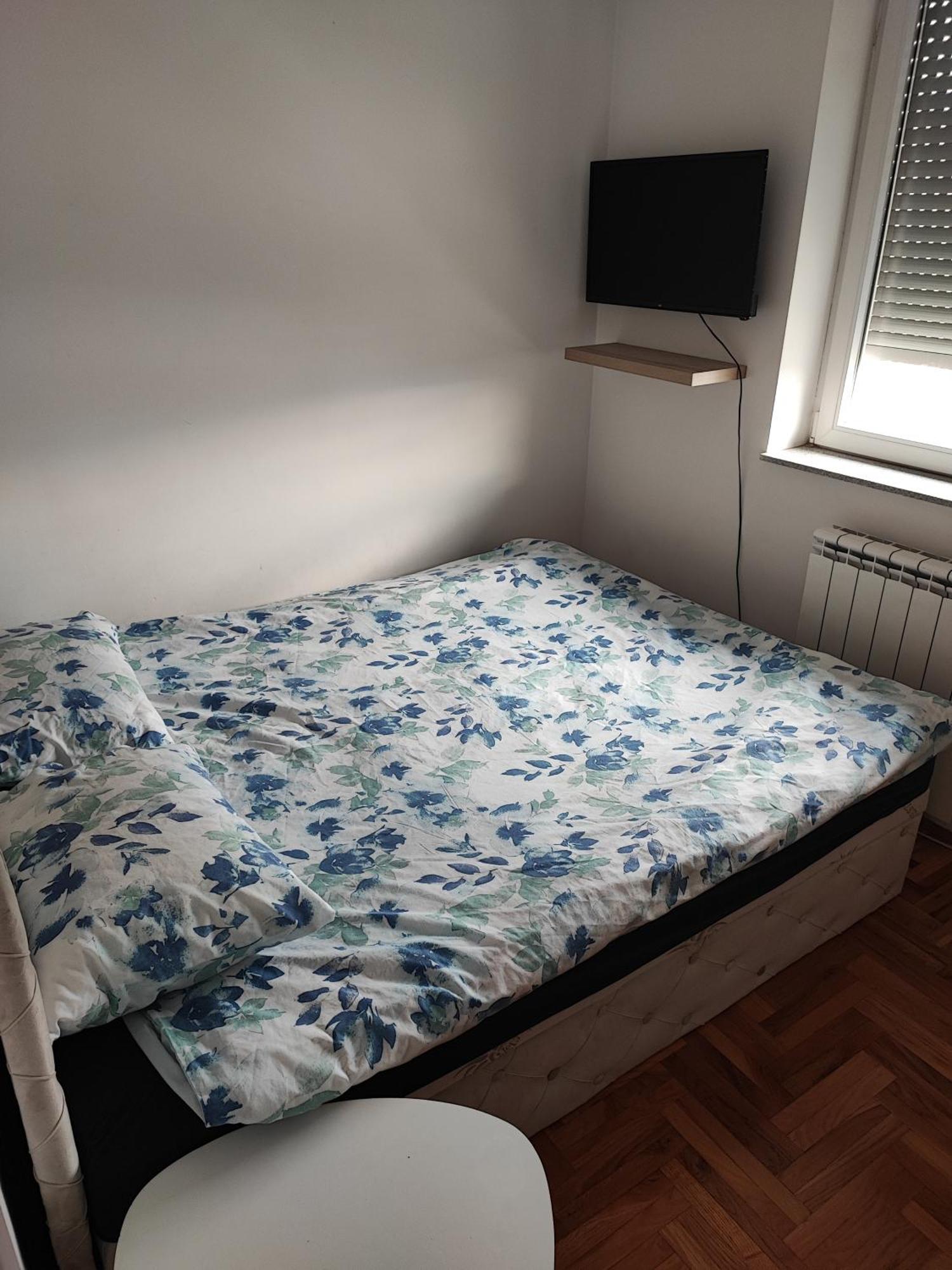 S&D Apartman Lukavica Eksteriør bilde
